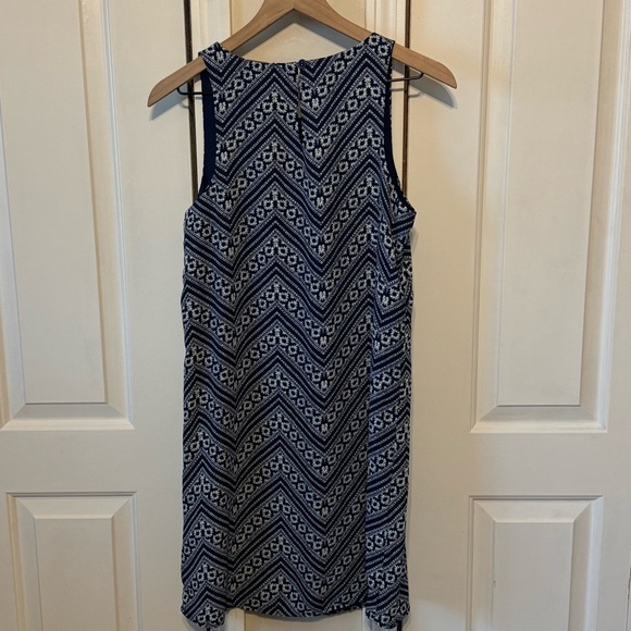 Pink Rose Women’s Blue & White Patterned Tank Top Dress Size Medium - Picture 5 of 11